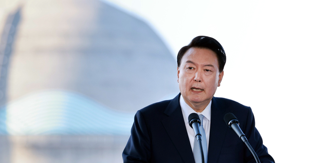 ▲ 윤석열 대통령이 30일 경북 울진군 한국수력원자력 한울원자력본부에서 열린 '신한울 원전 1·2호기 종합준공 및 3·4호기 착공식'에서 축사를 하고 있다. (대통령실통신사진기자단) 2024.10.30. ⓒ뉴시스