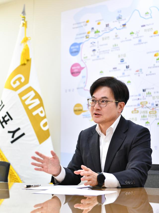 ▲ 김병수 김포시장은 “합리적이고 진정성 있는 따뜻한 정책을 펼쳐 장애인을 포함한 모든 시민의 신속한 삶의 질적 향상을 이뤄나갈 것”이라고 역설했다. ⓒ김포시 제공