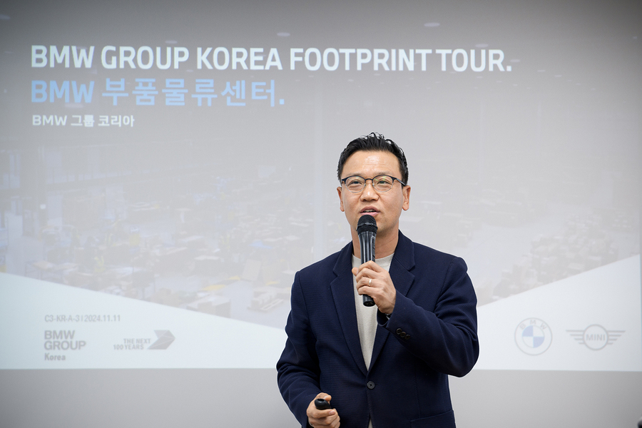 ▲ 정상천 BMW그룹코리아 애프터세일즈 총괄 본부장이 11일 안성 RDC와 향후 투자 계획에 대해 설명하고 있다. ⓒBMW