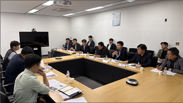 ▲ 울진군은 지난 14일 국토교통부에서 진행된 산단 활성화 방안 마련을 위한 회의에 참석했다.ⓒ울진군