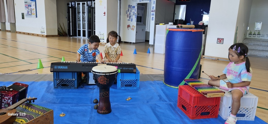 ▲ 경상북도는 산간오지, 벽지, 도서 지역 등 돌봄 소외지역 아이들에게 맞춤형 놀이 경험을 제공하는 ‘찾아가는 놀이터’ 사업을 20일 경북도청 어린이집에서 ‘찾아가는 프리 플레이 버스 프로그램’을 끝으로 정규 운영을 마무리했다.ⓒ경북도