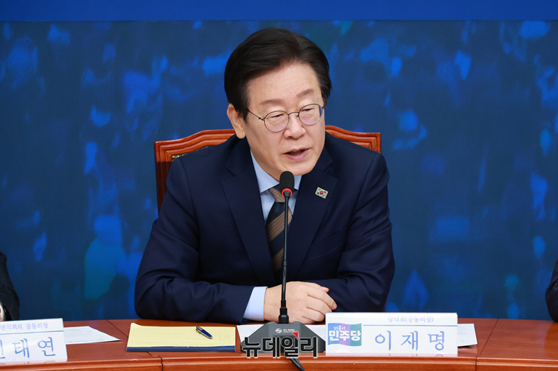 ▲ 이재명 더불어민주당 대표가 26일 국회에서 열린 민생연석회의 출범식에 참석해 발언을 하고 있다. ⓒ이종현 기자