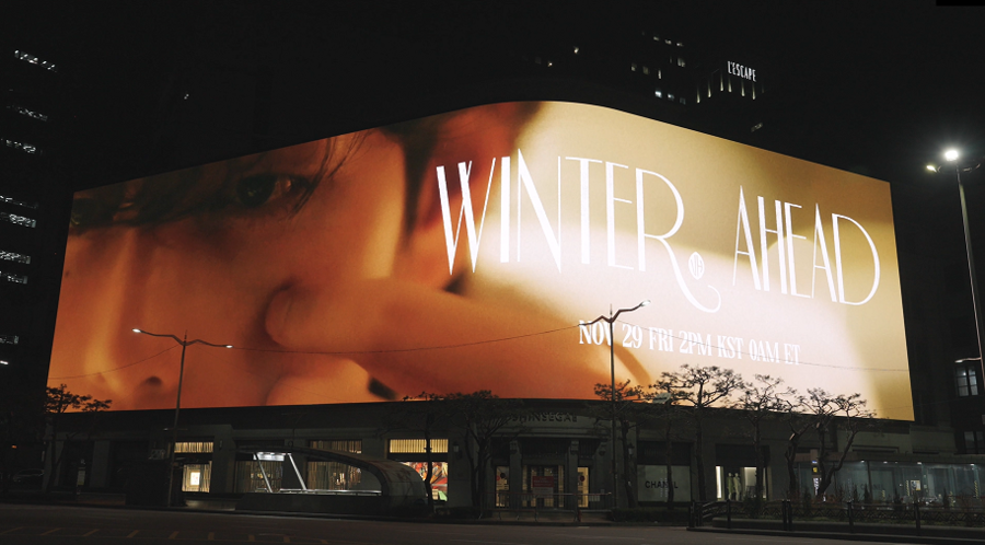 ▲ 뷔와 박효신의 디지털 싱글 ‘Winter Ahead (with PARK HYO SHIN)’ 뮤직비디오ⓒ신세계백화점