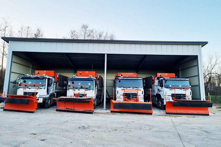 ▲ 청송군(군수 윤경희)은 겨울철 대설, 한파 등에 대비하기 위해 2024~2025년 겨울철 도로 제설 종합대책을 마련하고, 12월 1일부터 내년 3월 15일까지 제설·제빙 대책을 적극적으로 실시한다.ⓒ청송군