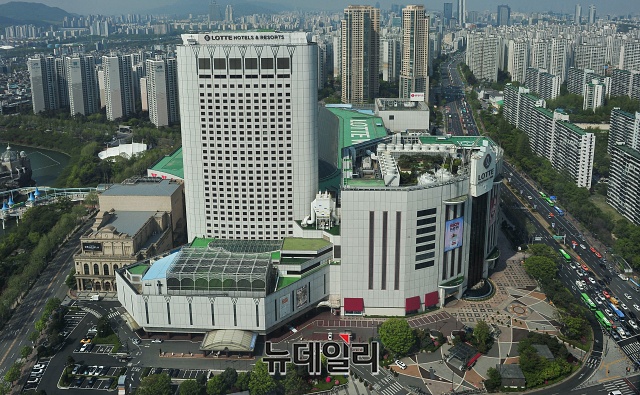 ▲ 잠실롯데호텔월드.