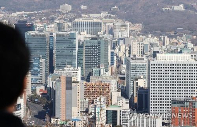 ▲ 서울 남산에서 바라본 오피스 빌딩 밀집지역ⓒ연합뉴스