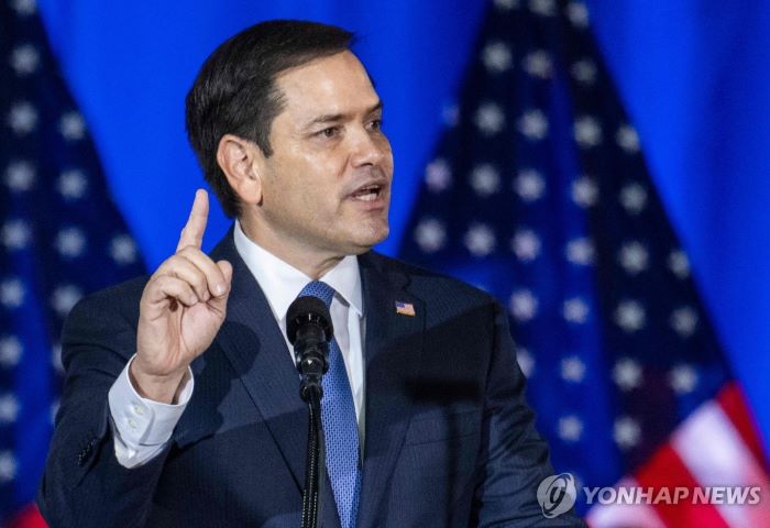 ▲ 트럼프 유세서 지지 연설하는 루비오 상원의원. ⓒ연합뉴스