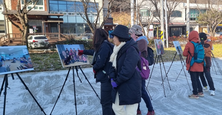 ▲ 세종문화예술연구소 청명이 주관한 주민과 예술이 만든 특별한 기록, ‘2024 예술로 어울림’ 결과 발표 전시회.ⓒ세종문화예술연구소 청명