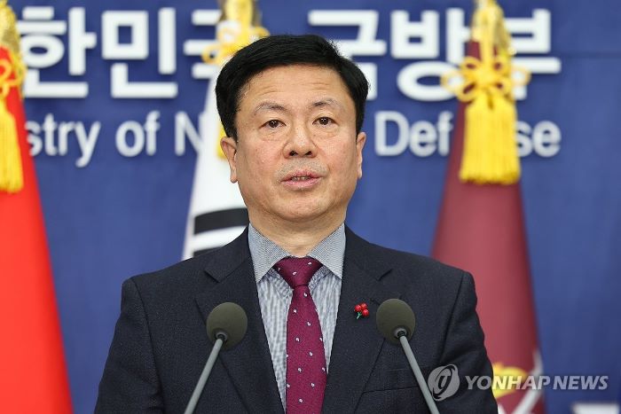 ▲ 전하규 국방부 대변인이 16일 오전 서울 용산구 국방부에서 정례브리핑을 하고 있다. ⓒ연합뉴스