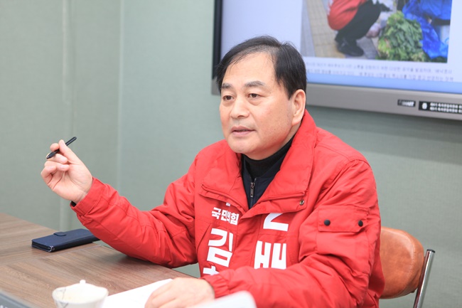 ▲ 배낙호 후보는 생활인구 유입을 통해 경제활성화를도모하겠다고 밝혔다.ⓒ배낙호 예비후보 선거사무소
