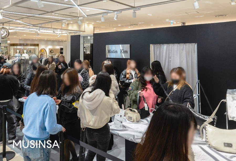 ▲ 일본 한큐우메다 백화점 본점에서 진행된 마뗑킴 팝업 현장ⓒ무신사