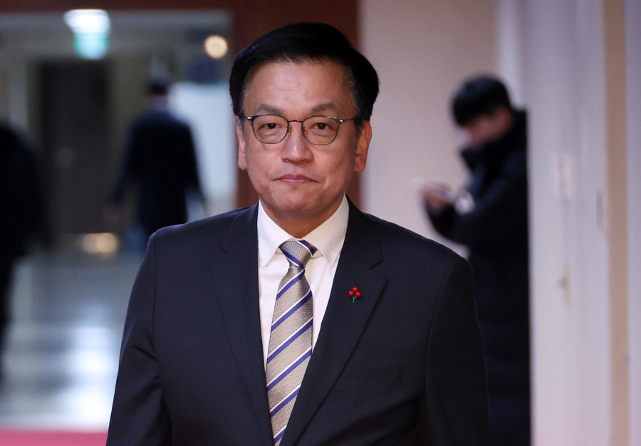 ▲ 최상목 대통령 권한대행 부총리 겸 기획재정부 장관이 31일 정부서울청사에서 국무회의에 입장하고 있다. 2025.1.31 ⓒ연합뉴스