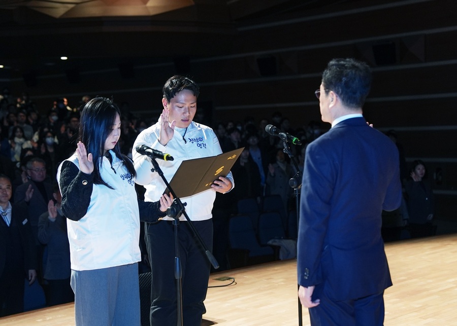 ▲ 영천시(시장 최기문)는 지난 3일 직원 530여 명을 대상으로 ‘청렴 실천 다짐 선서식’을 마련했다.ⓒ영천시