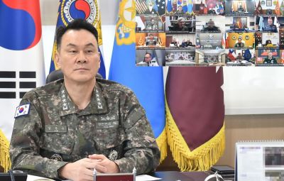 ▲ 김명수 합참의장이 5일 오후 화상으로 진행된 제8회 인도태평양 안보포럼에 참가해 역내 군 고위급 인사들과 안보환경 변화와 주요 관심사항에 대해 논의하고 있다. ⓒ합동참모본부 제공