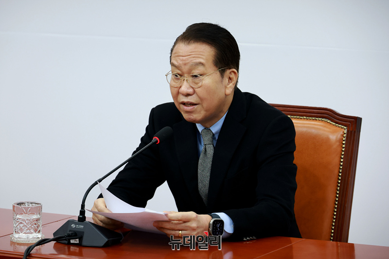 ▲ 권영세 국민의힘 비상대책위원장이 6일 오전 국회에서 신년 기자간담회를 갖고 있다. ⓒ이종현 기자