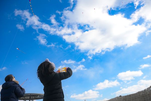 ▲ 제2회 정월대보름 전국연날리기 대회 모습.ⓒ세종시