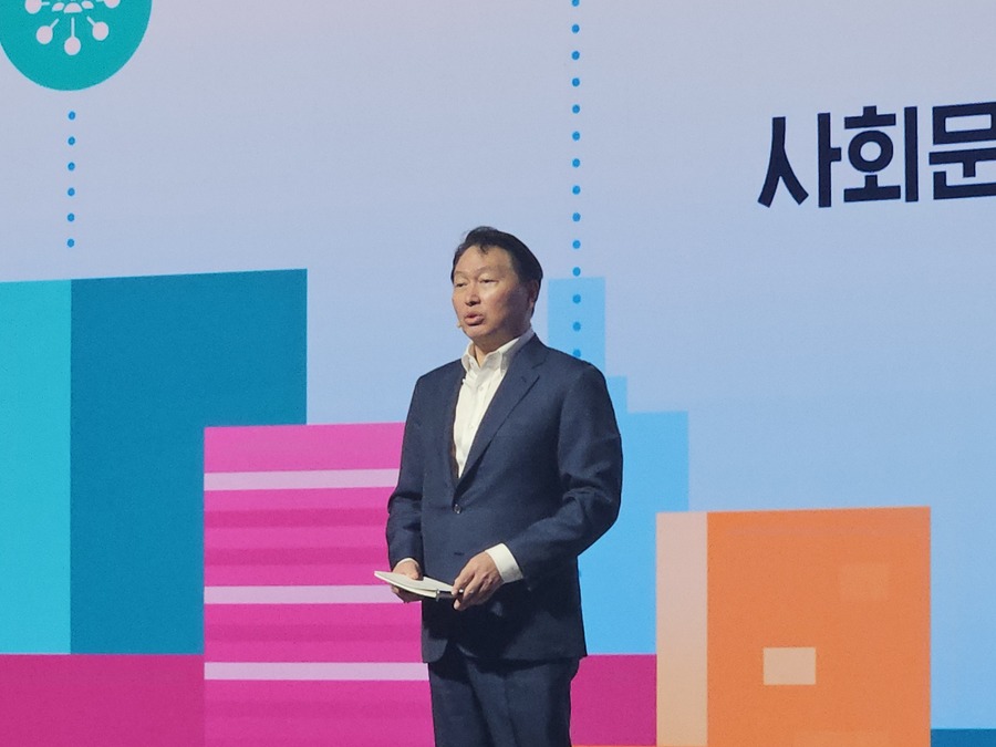 ▲ 최태원 대한상의 회장이 11일 오전 서울 중구 상의회관에서 열린 ERT 멤버스 데이에서 기조 연설을 하고 있다.ⓒ윤아름 기자