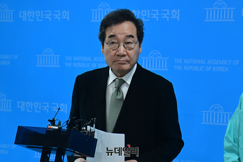 ▲ 새미래민주당 상임고문을 맡고 있는 이낙연 전 더불어민주당 대표. ⓒ이종현 기자