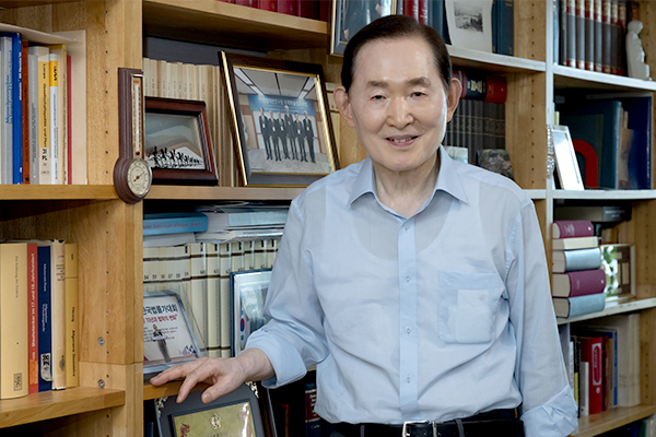 ▲ 허영 경희대 법학전문대학원 석좌교수 ⓒ본인 제공