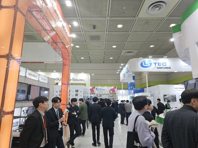 ▲ 세미콘 코리아 2025 전시장 내부ⓒ윤아름 기자