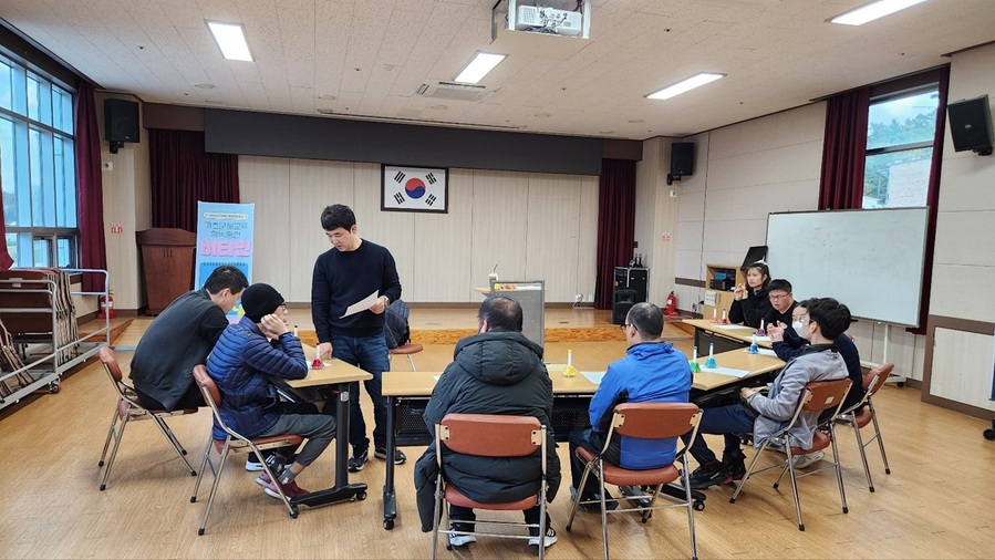 ▲ 증평군이 교육부 국립특수교육원이 주관한 ‘2025년 장애인 평생학습도시’로 2년 연속 선정됐다.(사진은 장애인 평생학습 프로그램 교육장면)ⓒ증평군