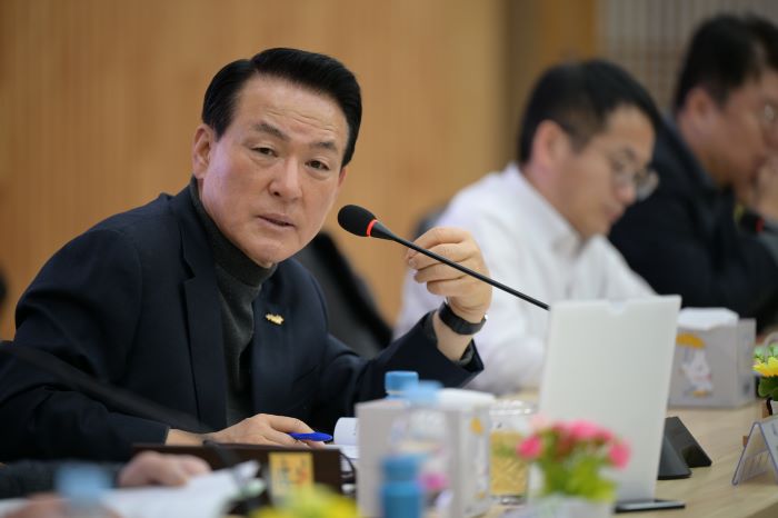 ▲ 백성현 논산시장이 24일 2026년도 국·도비 확보와 신속 집행 보고회에서 모두 발언을 하고 있다.ⓒ논산시