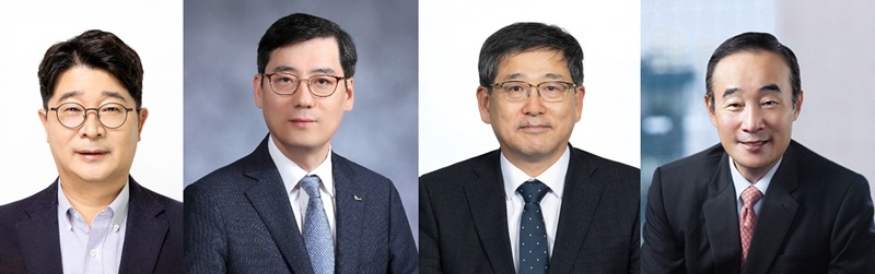▲ (왼쪽부터)엄기천 포스코퓨처엠 사장, 정대형 포스코퓨처엠 기획지원본부장, 천성래 포스코홀딩스 사업시너지본부장, 허경욱 전 기획재정부 차관. ⓒ포스코퓨처엠