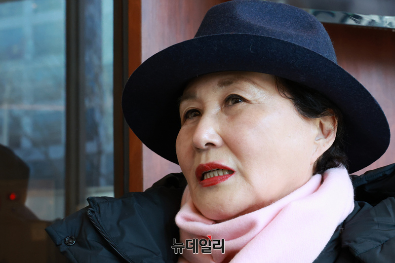 ▲ 전여옥 전 새누리당(국민의힘 전신) 의원이 24일 뉴데일리와 인터뷰하고 있다. ⓒ이종현 기자