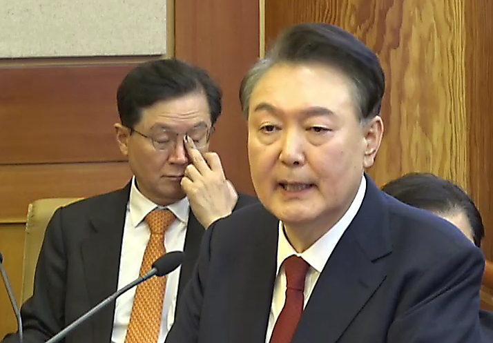 ▲ 윤석열 대통령이 25일 서울 종로구 헌법재판소에서 열린 자신의 탄핵심판 11차 변론에서 최종 의견 진술을 하고 있다.(사진=헌법재판소 제공) 2025.02.25. ⓒ뉴시스