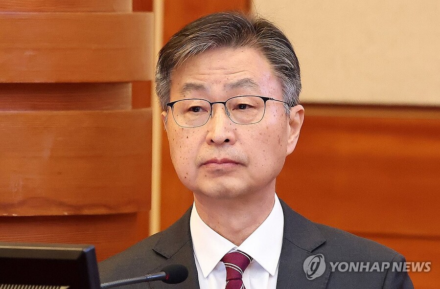 ▲ 최재해 감사원장이 지난 2월 12일 서울 종로구 헌법재판소에서 열린 탄핵심판 첫 변론기일에 출석해 있다. ⓒ연합뉴스