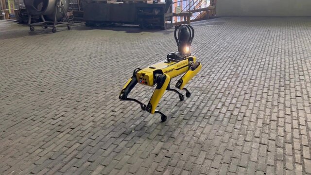 ▲ 포스코의 4족보행 로봇 ⓒ포스코