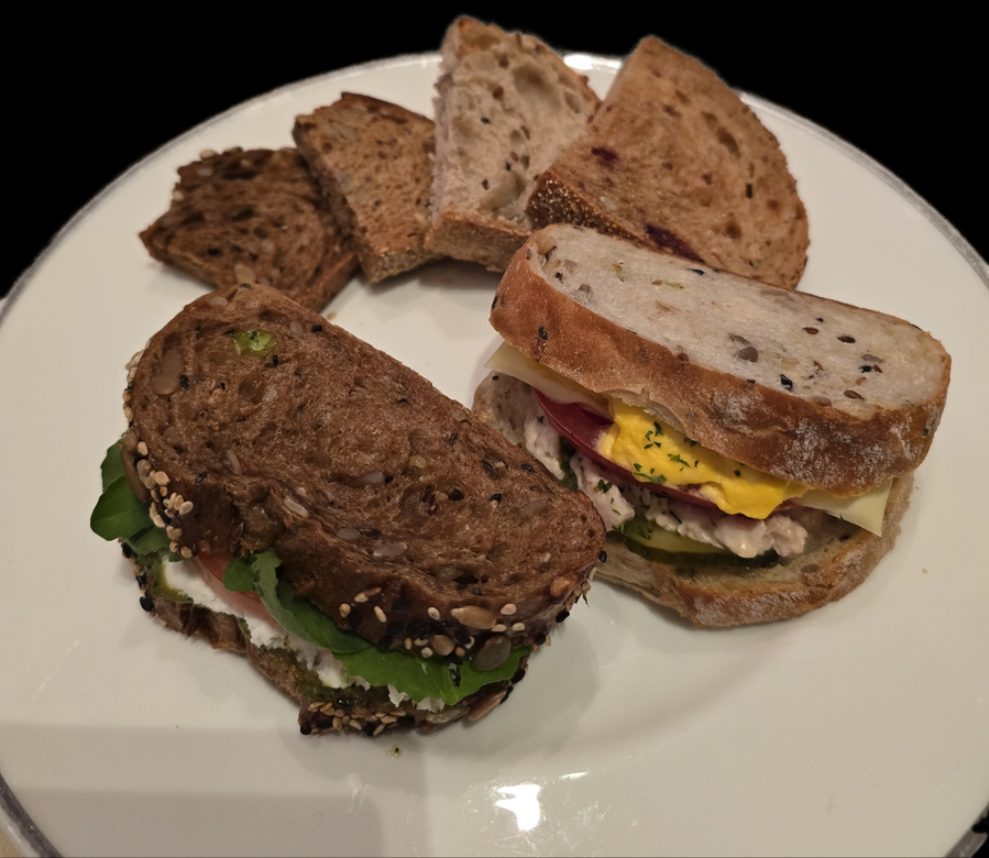 ▲ 파리바게뜨 '파란라벨(PARAN LABEL)' 브랜드 제품들ⓒ최신혜 기자