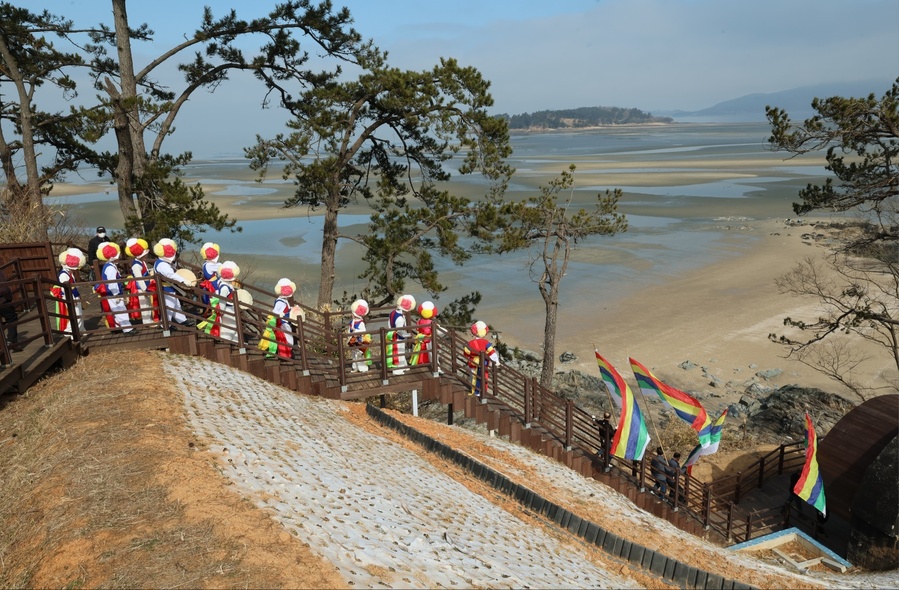 ▲ ⓒ고창군청 제공 (28일 고창군 해리면에서 풍어제가 진행되고 있다.)