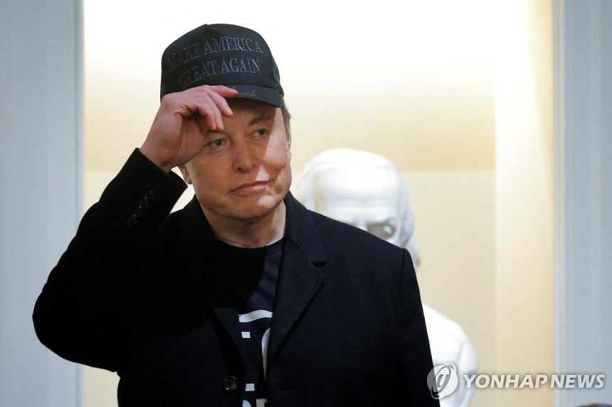 ▲ 지난 26일 백악관의 각료회의 참석한 일론 머스크.ⓒ연합뉴스 제공.