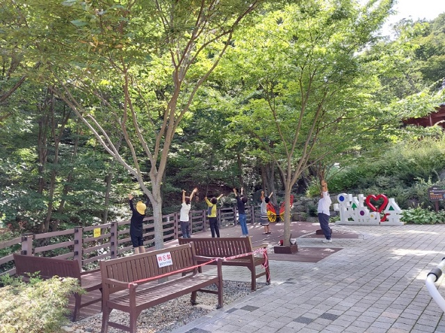 ▲ 지난해 포항시 산림복지서비스 제공 현장 사진.ⓒ포항시