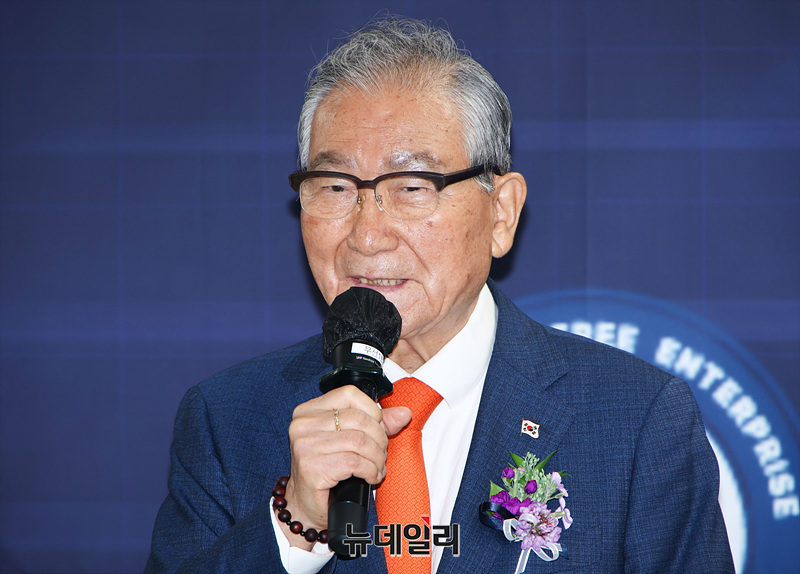 ▲ 손병두 (재)대한민국역사와미래 이사장. ⓒ서성진 기자