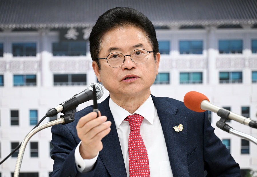 ▲ 이철우 지사는  “국가 존망과 다음 세대 미래가 걸린 저출생, 교육, 과학기술 발전만큼은 어떠한 변화가 있어도 흔들리지 않고 안정되게 지속 추진이 필요하다.”라고 역설했다. 
ⓒ경북도