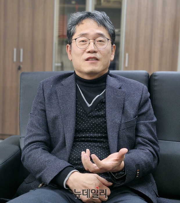 ▲ 이상도 교수는 “충남대는 모든 것을 오픈하고, 대학들이 함께 협력할 수 있는 구조를 만드는 방향으로,지역과 대학이 진정으로 협력하는 모델을 만들어 갈 계획”이라고 밝혔다.ⓒ양승갑 기자
