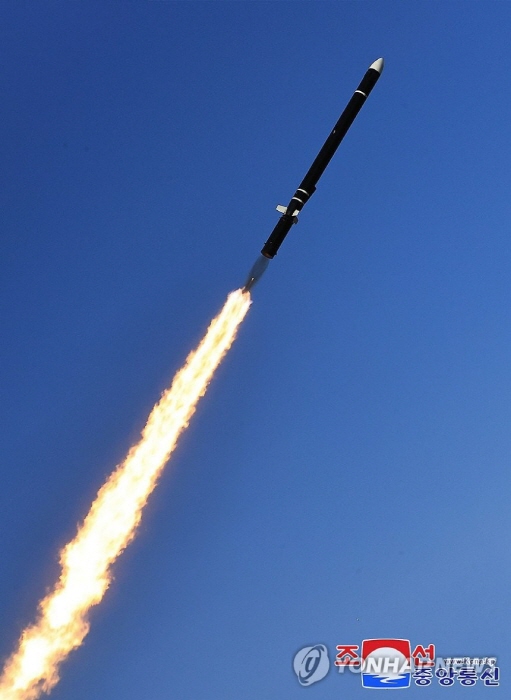 ▲ 북한이 지난 2월 26일 오전 김정은의 참관 하에 서해 해상에서 전략순항미사일 발사훈련을 진행했다고 북한 대외 관영매체 조선중앙통신이 2월 28일 보도했다. ⓒ북한 조선중앙통신/연합뉴스