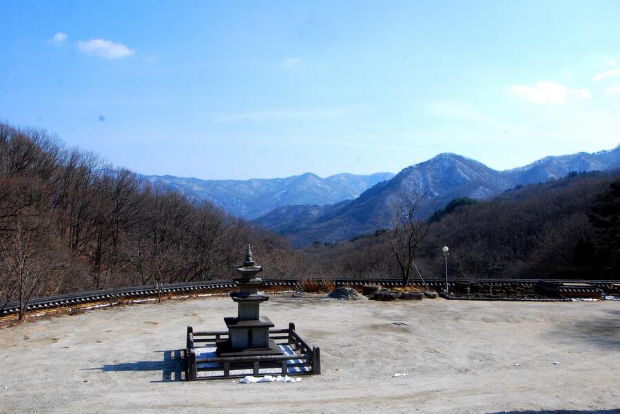 ▲ 운수암 극락보전 앞에서 바라본 전경.ⓒ진경수 山 애호가