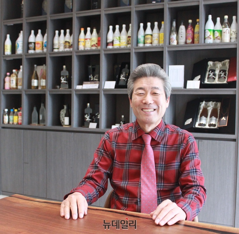 ▲ 경기호 ㈜조은술 세종 대표가 뉴데일리와 인터뷰를 하고 있다.ⓒ김정원 기자