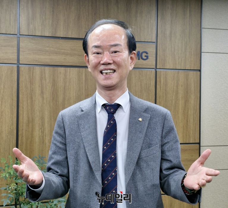 ▲ 곽성근 이사장은 