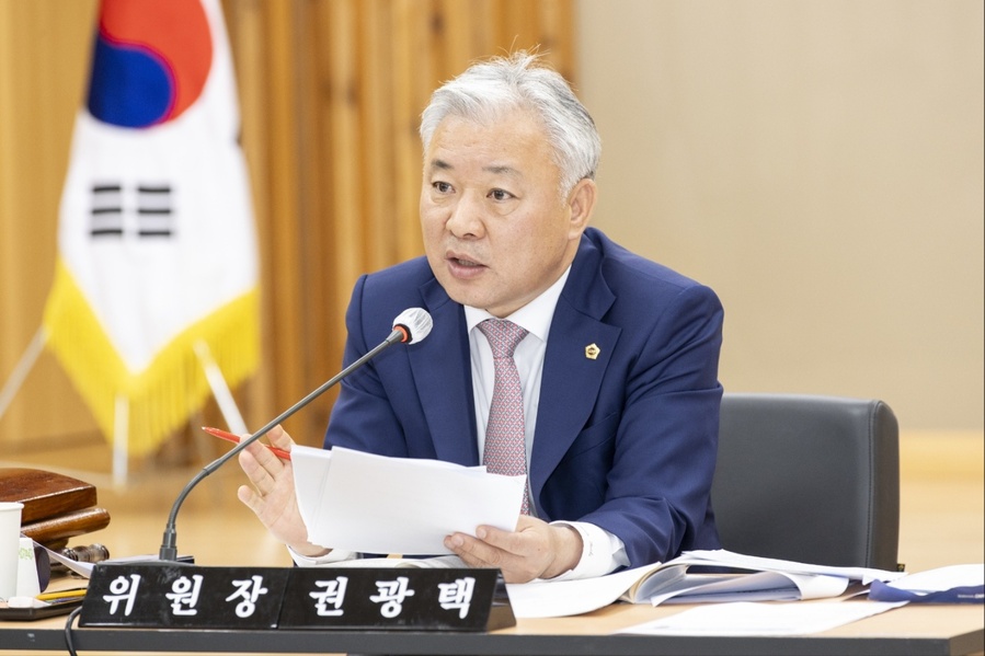 ▲ 경상북도의회 행정보건복지위원회 권광택 위원장.ⓒ경북도의회