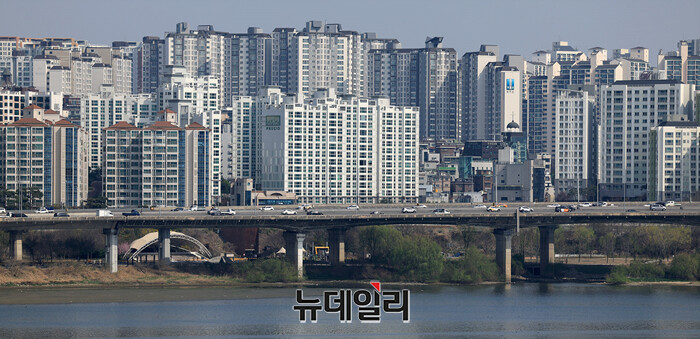 ▲ 한강변 아파트. ⓒ뉴데일리DB