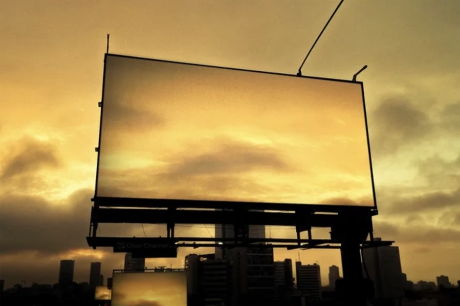 ▲ 코로나의 'Sunset Billboard' 캠페인. ©Corona