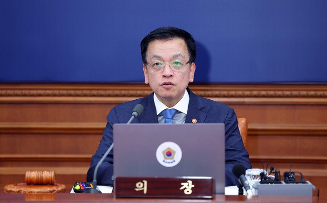 ▲ 최상목 대통령 권한대행 부총리 겸 기획재정부 장관이 14일 정부서울청사에서 열린 임시 국무회의에서 발언하고 있다. 2025.03.14. ⓒ뉴시스