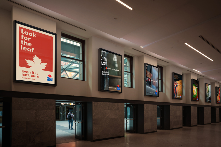 ▲ 메이플 리프 푸즈의 'Look for the leaf' 캠페인. ©Maple Leaf Foods