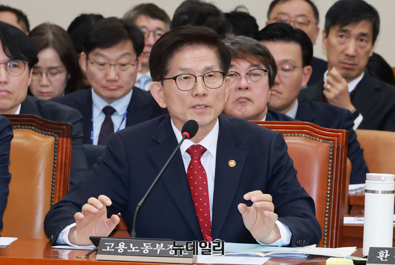 ▲ 김문수 고용노동부 장관. ⓒ이종현 기자