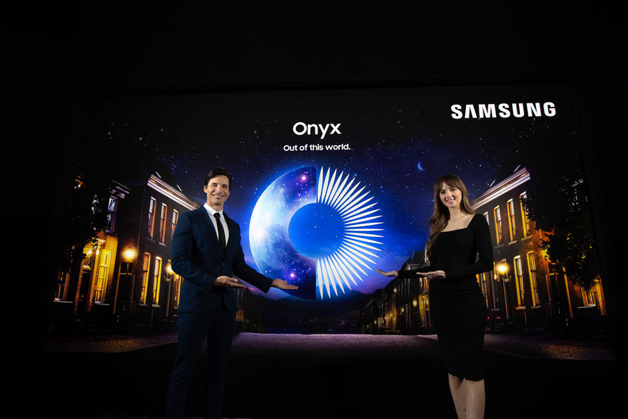 ▲ 삼성전자 모델이 미국 라스베이거스에서 열리는 세계 최대 영화 산업 박람회 '시네마콘(CinemaCon) 2025'에서 시네마 LED 스크린 '오닉스(Onyx, 모델명: ICD)' 신제품을 소개하고 있다.ⓒ삼성전자