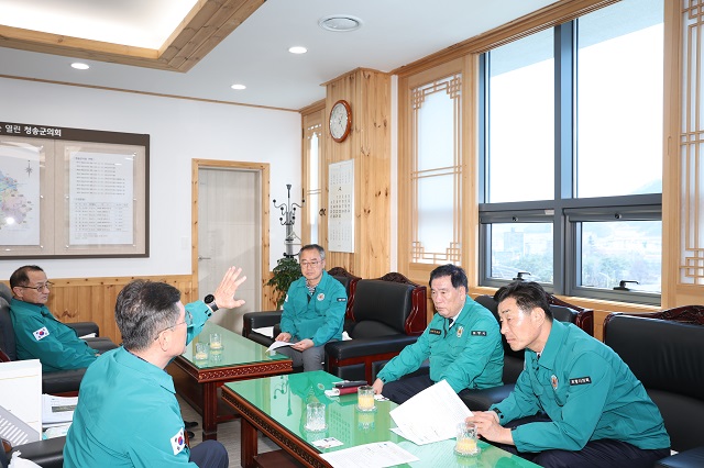 ▲ 포항시의회는 최근 산불로 큰 피해를 입은 안동·의성·청송·영양·영덕 지역 직접 찾아 피해 복구방안 논의했다.ⓒ포항시의회